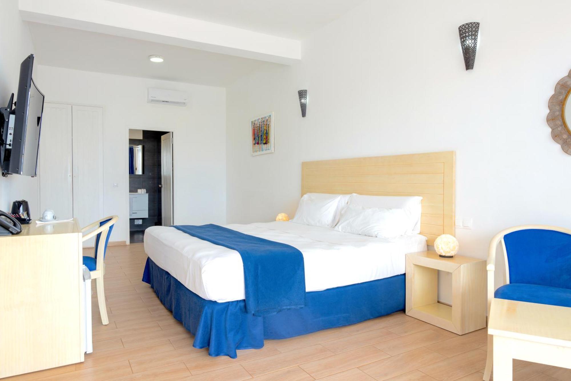 Hotel Livvo Budha Beach Santa Maria Extérieur photo