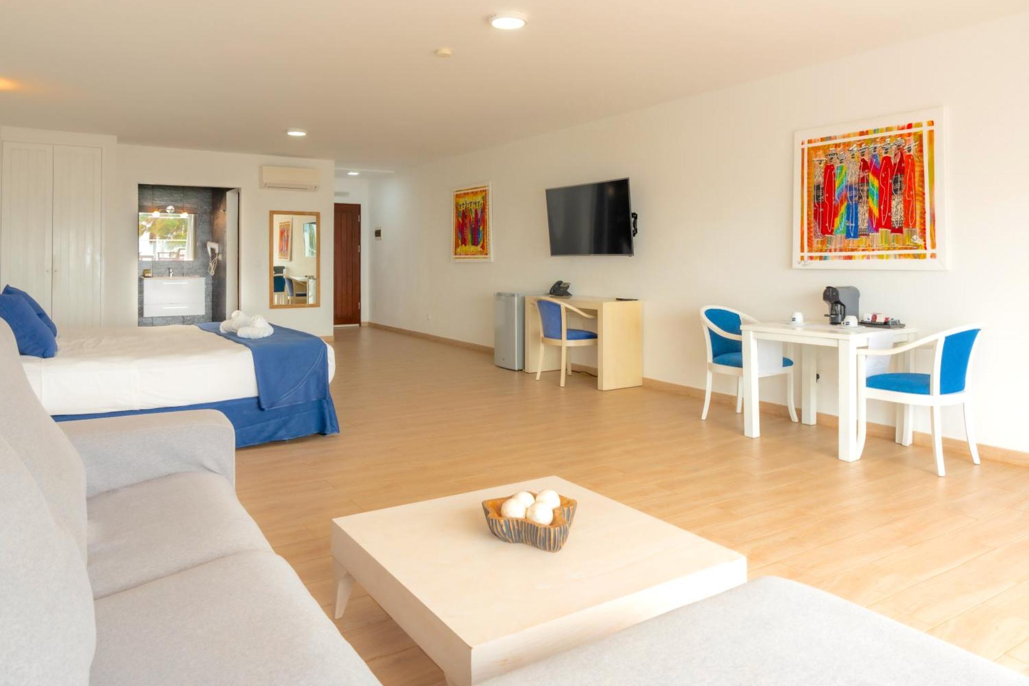 Hotel Livvo Budha Beach Santa Maria Extérieur photo